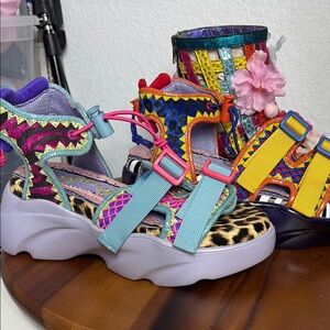 Irregular Choice mismatched single sandals size 37 samples all right foot only